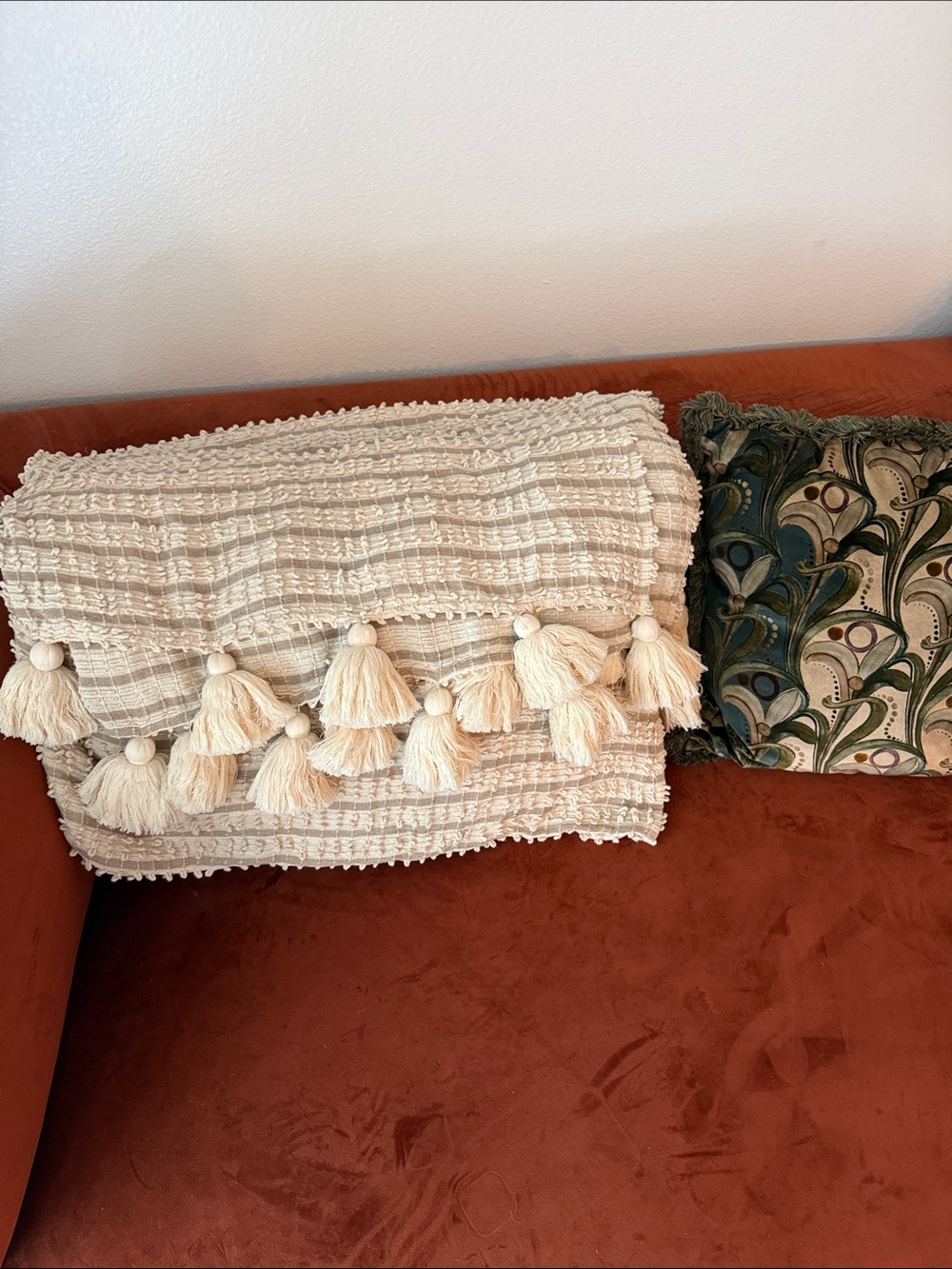Like New Soho Home Cassia Throw